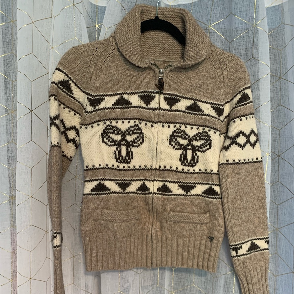 TNA Sweater XS